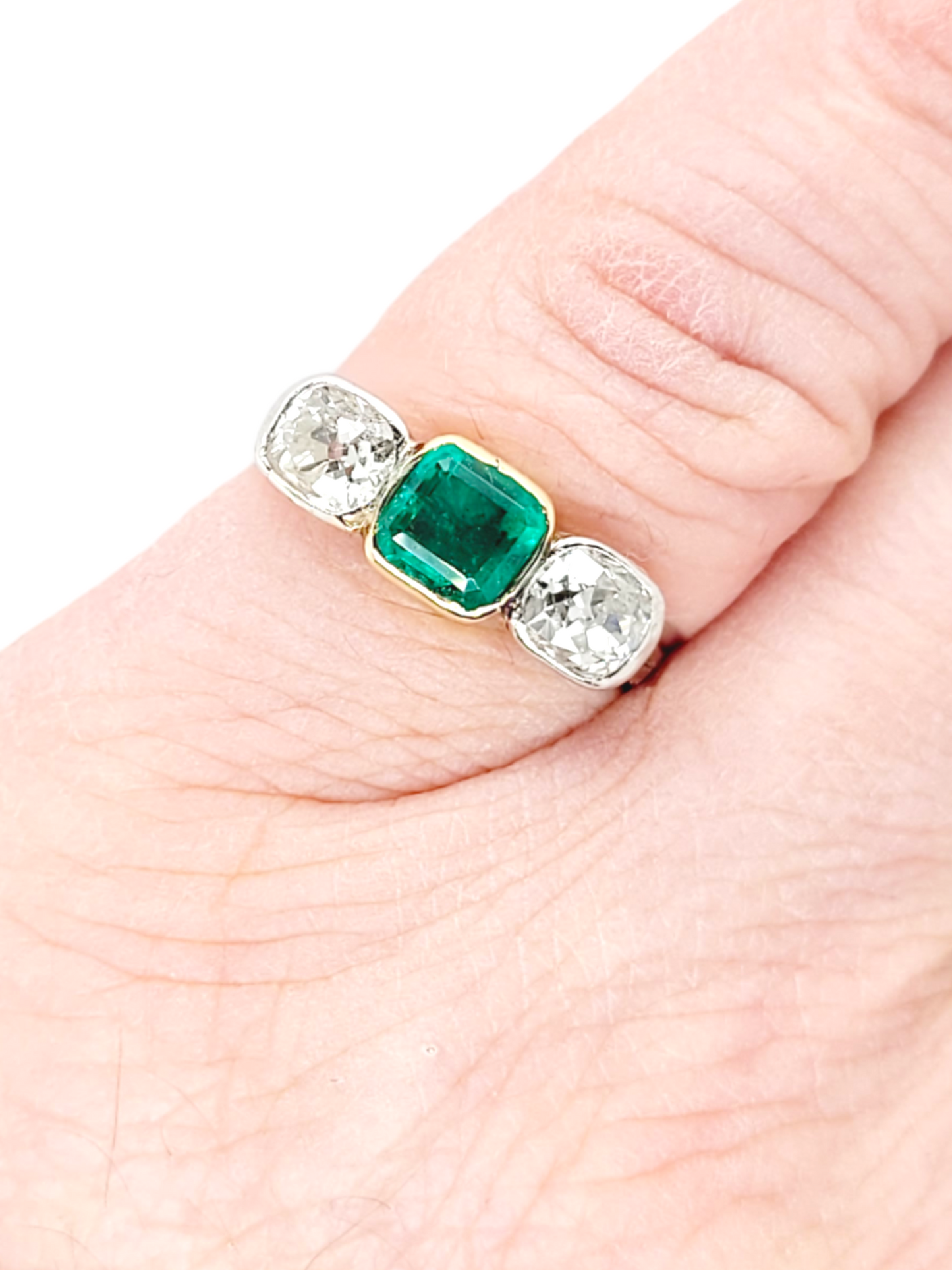 Antique emerald and old cut diamond engagement ring
SKU: 6912