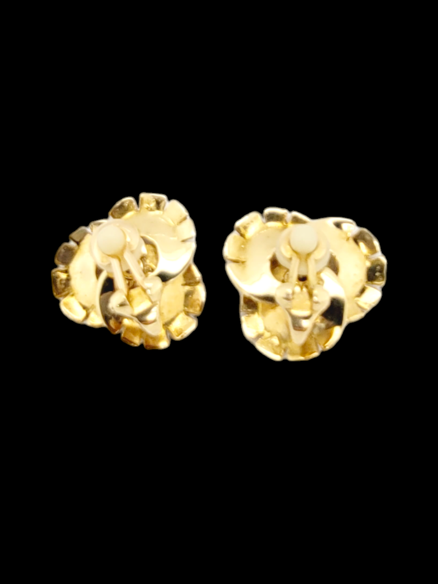 Cool 1960's organic trefoil gold and diamond earrings
SKU: 7070