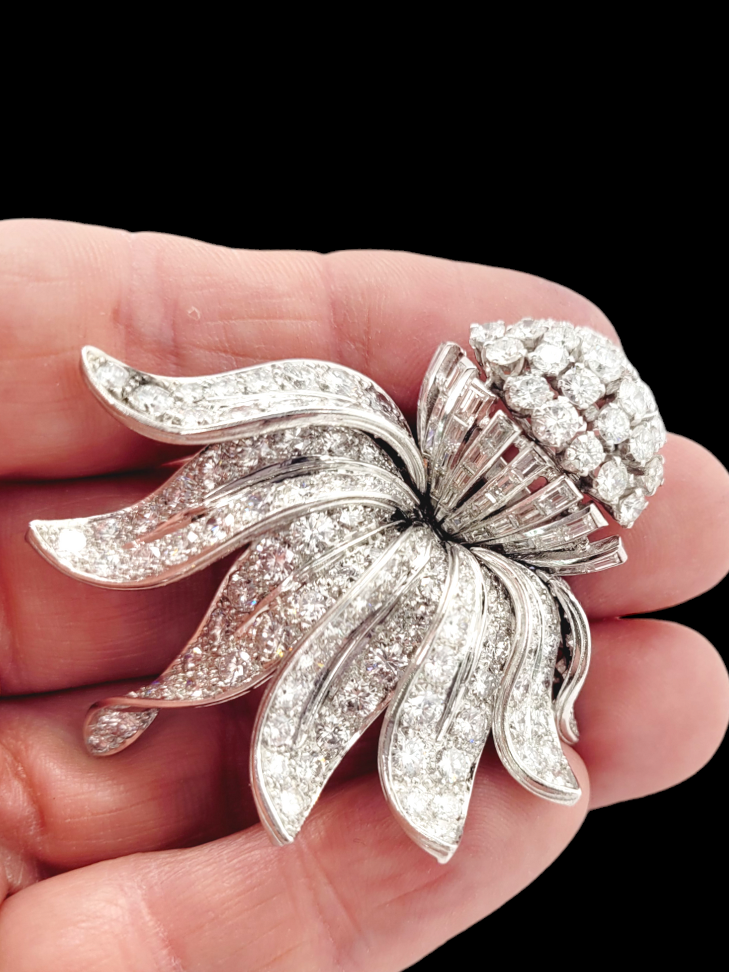 Art deco diamond flower brooch
SKU: 7087