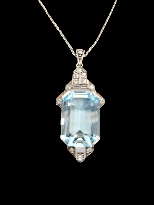 Art deco aquamarine and diamond pendant
SKU: 7141