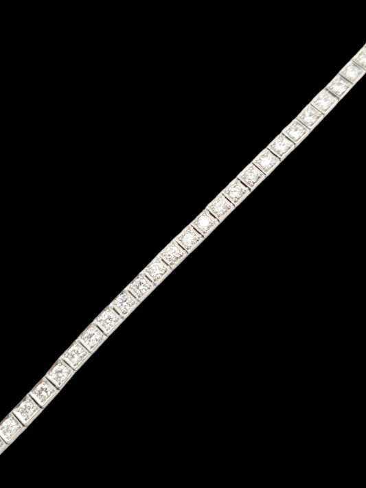 Art deco diamond tennis bracelet set in platinum
SKU: 7179