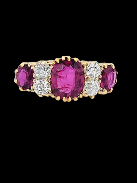 Impressive natural ruby and diamond antique ring
SKU: 7291