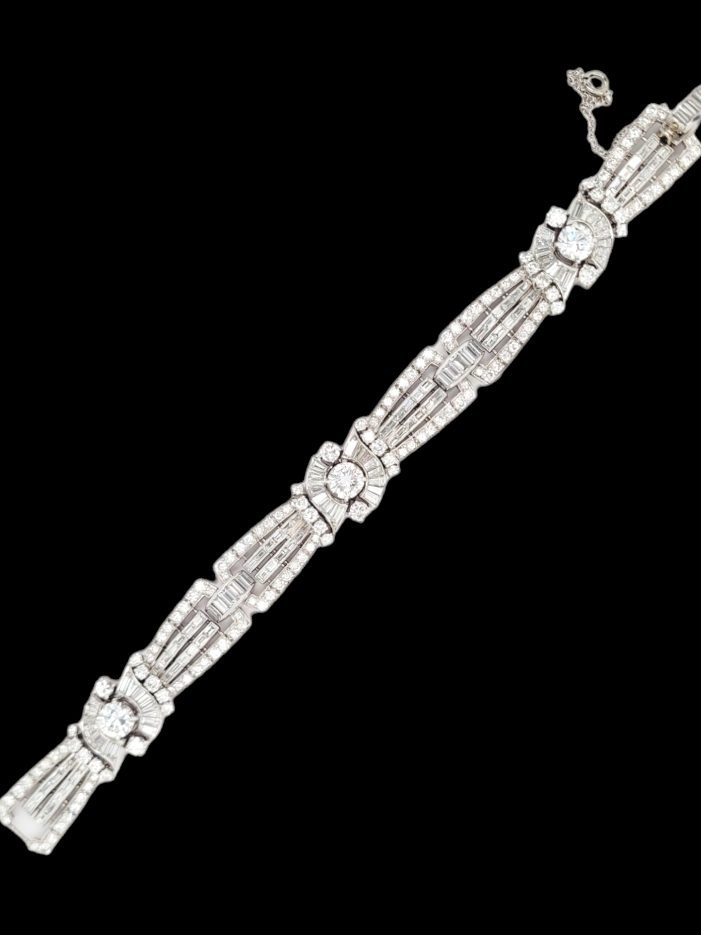 Artdeco diamond and baguette diamond bracelet
SKU: 7352