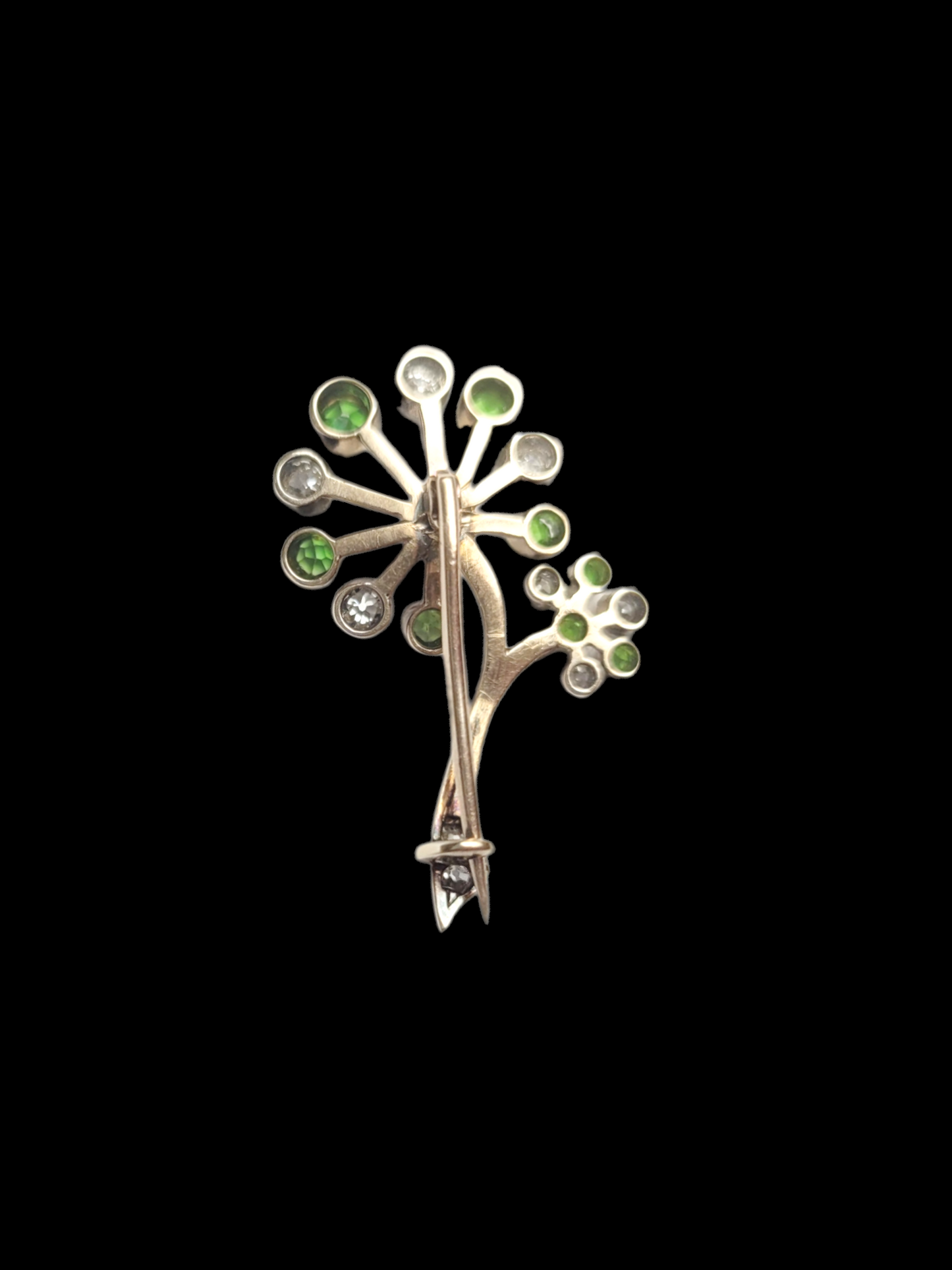 Petite and punchy demantoid garnet and diamond flower brooch
SKU: 7389