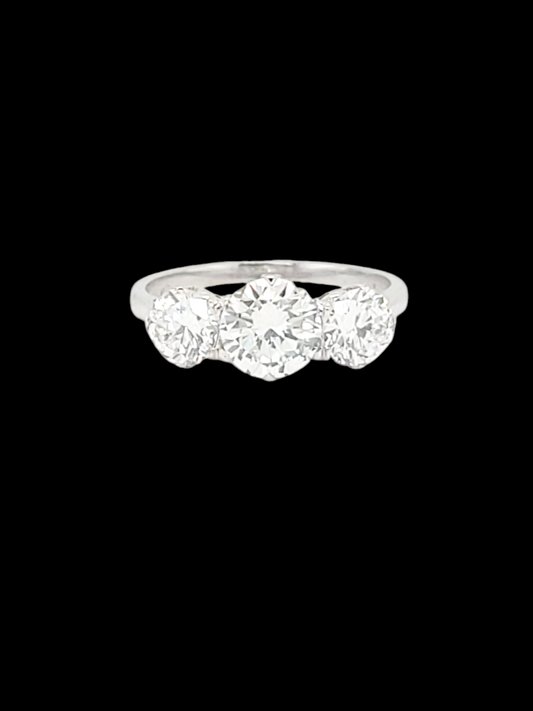 Trilogy diamond engagement ring
SKU: 7503