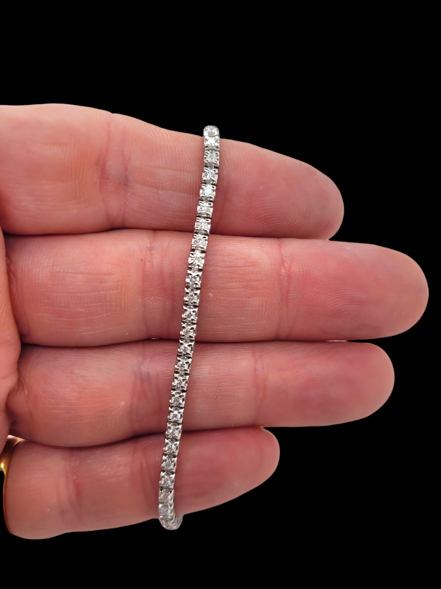 Vintage diamond tennis bracelet
SKU: 7593