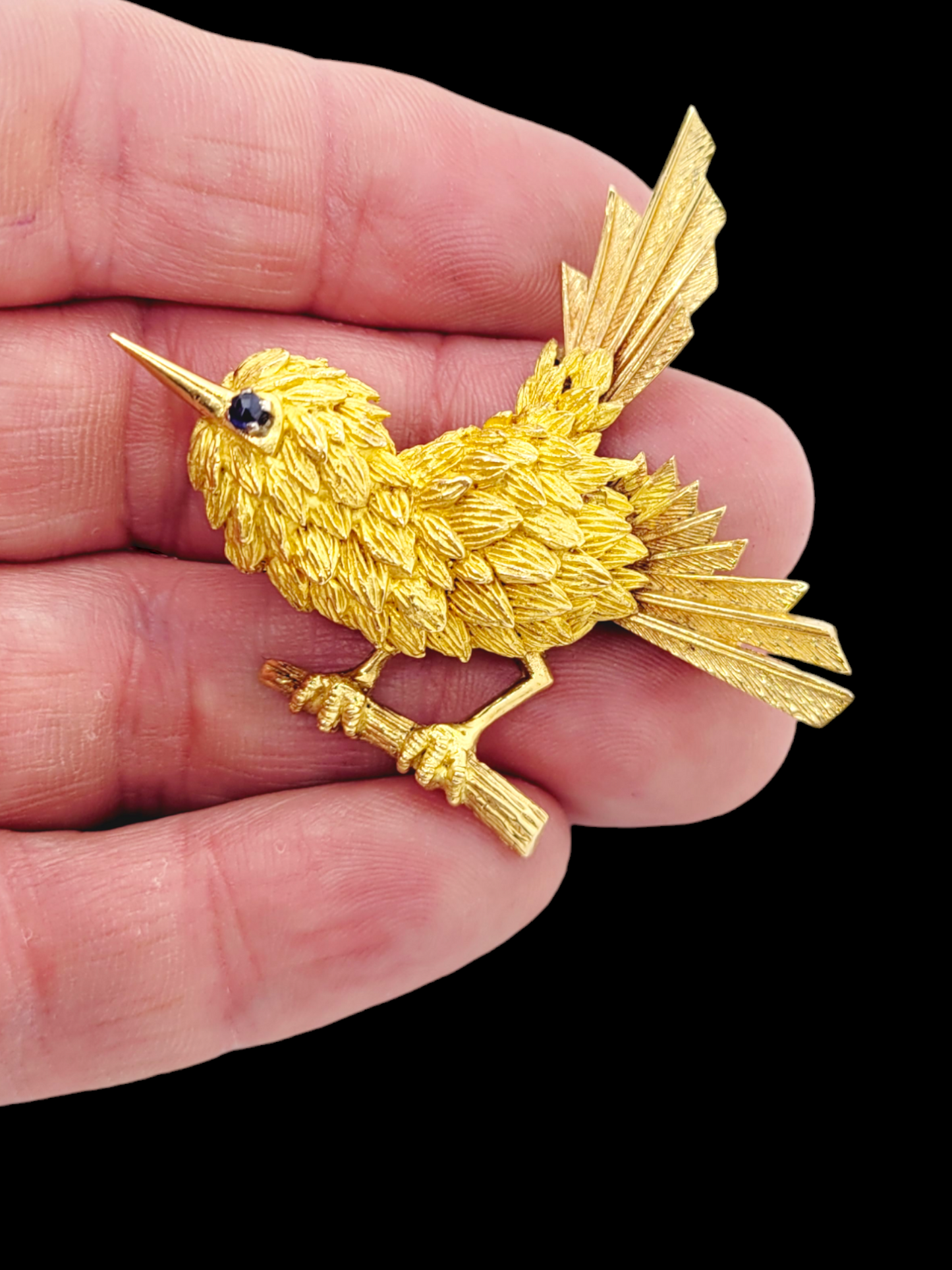 Quality 1960's vintage cute bird 18ct gold brooch
SKU: 7605