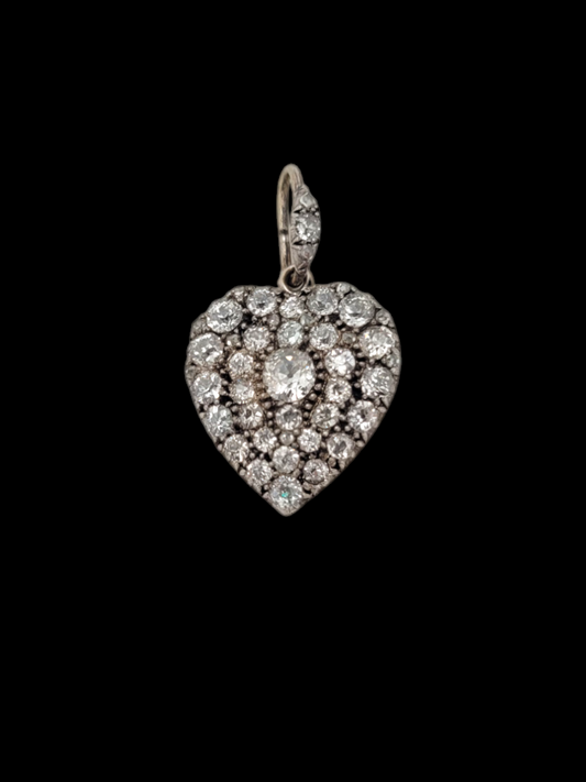 Antique diamond heart pendant
SKU: 7617