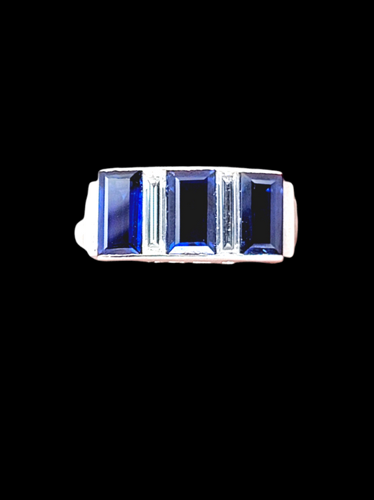 Cool mst see art deco sapphire and diamond baguette ring
SKU: 7616
