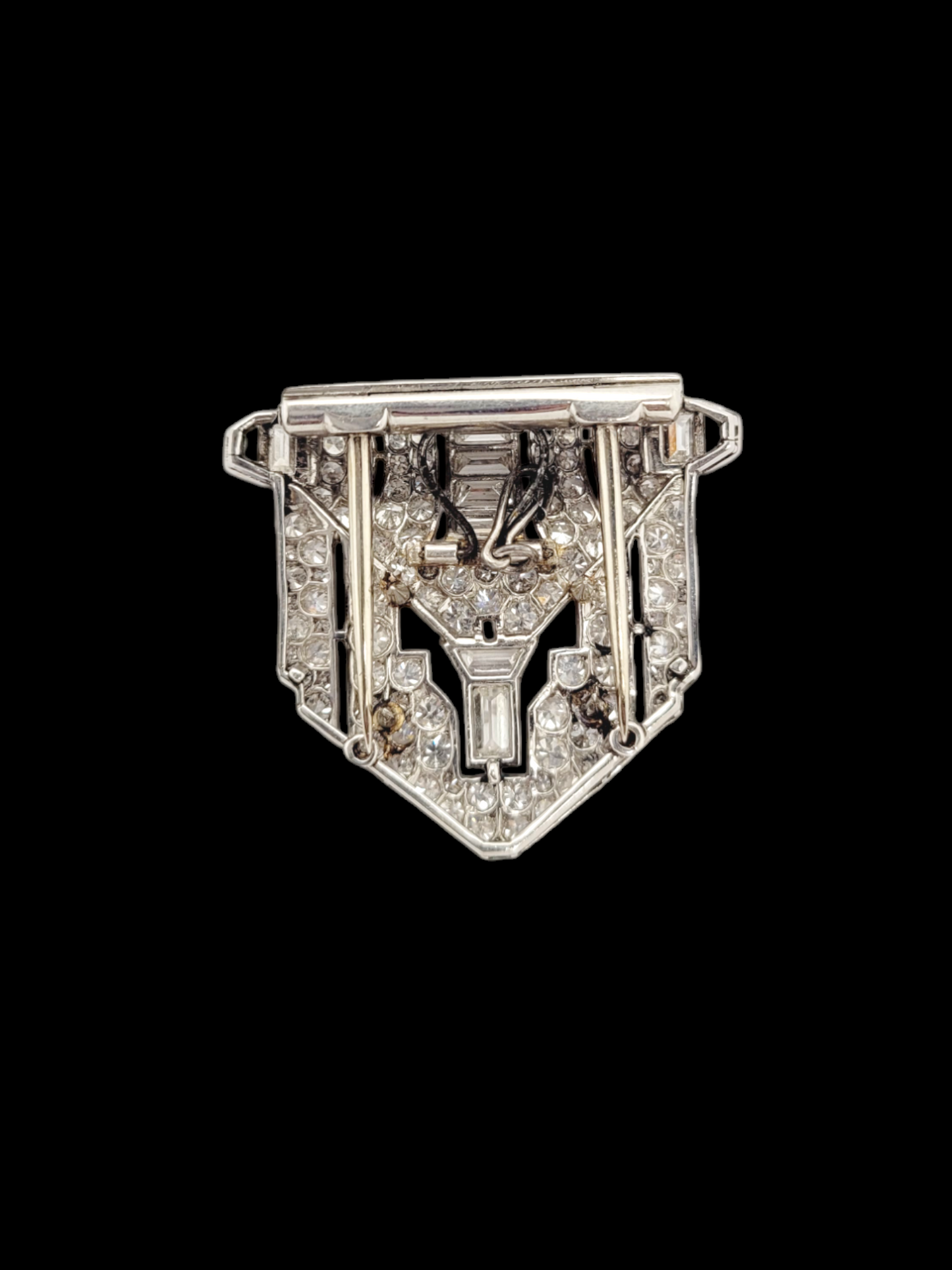 Fine Art deco diamond clip brooch
SKU: 7643