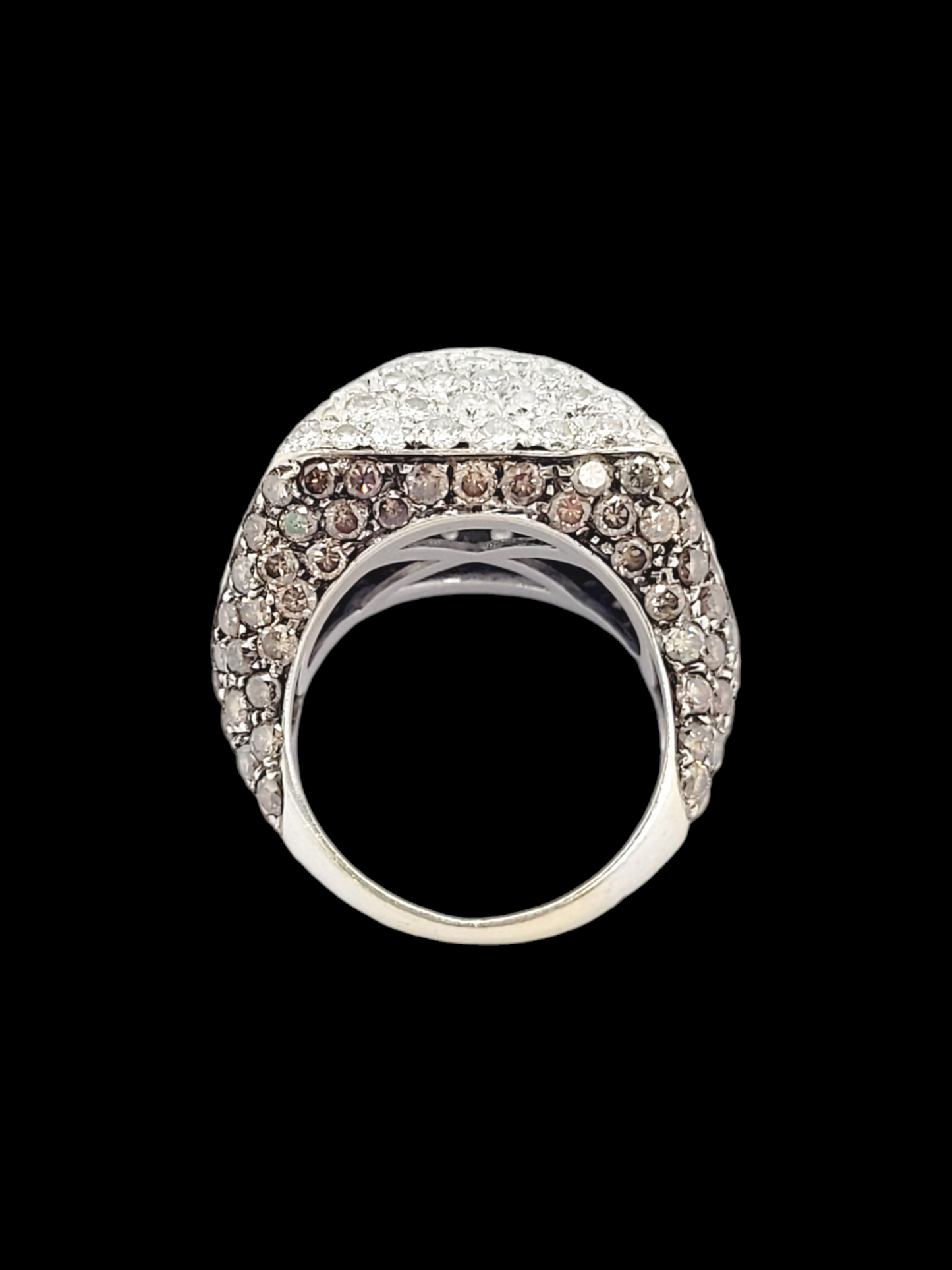 Modern pyramid diamond dress ring
SKU: 7675