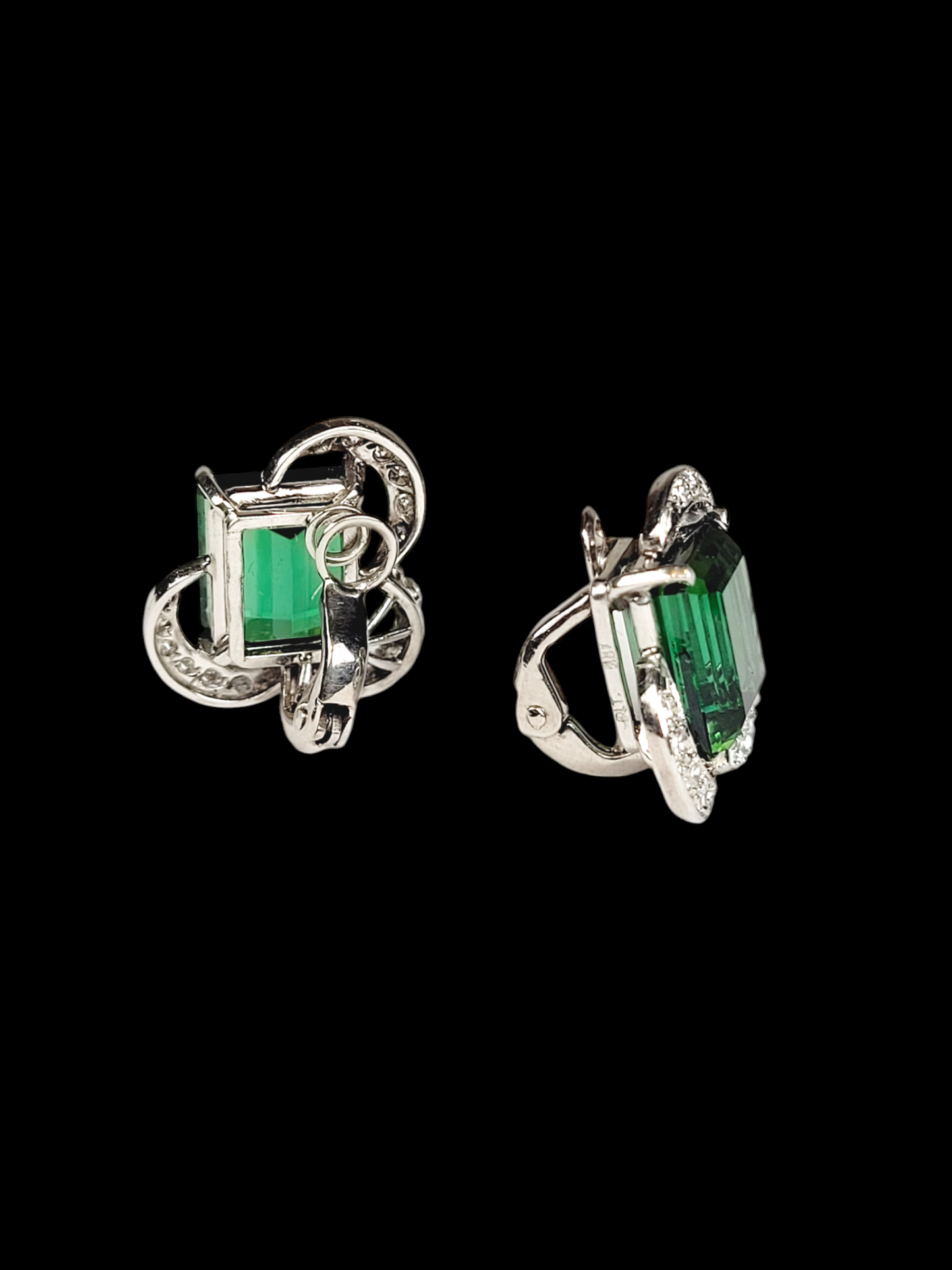 Cool Green tourmaline and diamond earrings
SKU: 7691