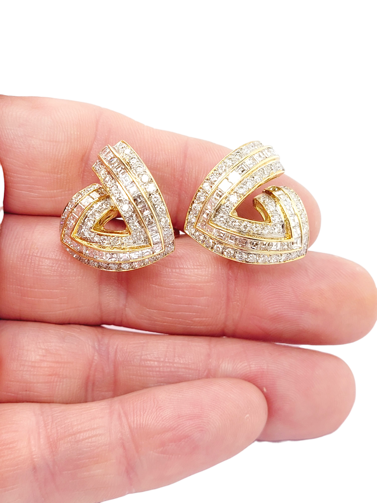 Pair of diamond hoop stud earrings
SKU: 7829