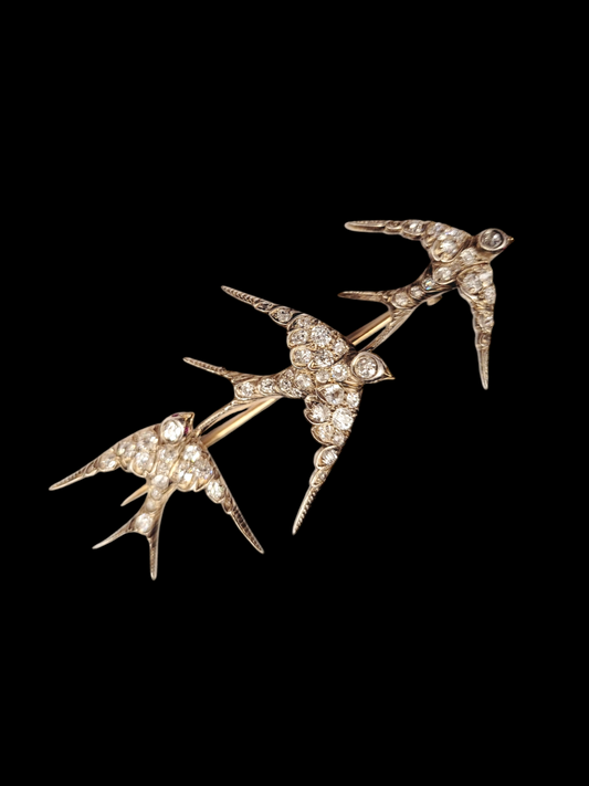 Love token Swoop of antique diamond swallows
SKU: 7861