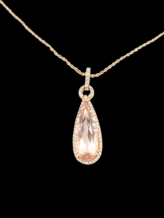 Modern imperial topaz and diamond pendant

SKU: 6553
