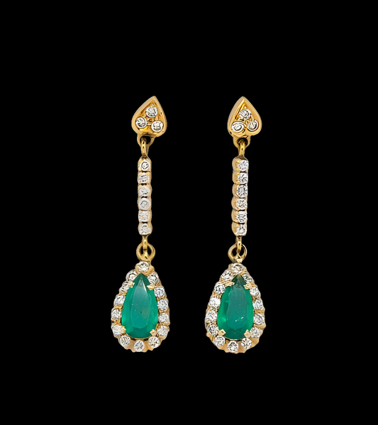 Emerald and diamond drop earrings set in 18ct yellow gold
SKU: 7819