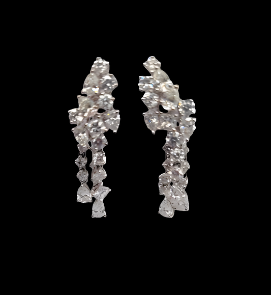 Cool diamond front and back drop earrings
SKU: 8186