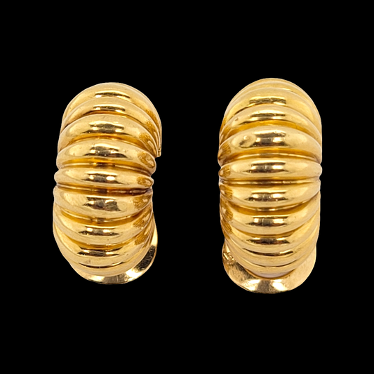 Cool stylish French 18ct gold hoop earrings

SKU: 6397
