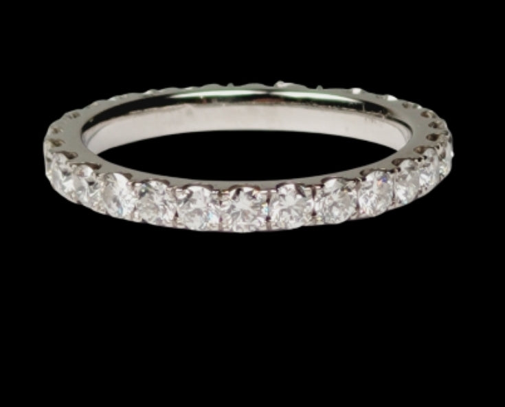 Diamond wedding / eternity ring set in platinum
SKU: 4862