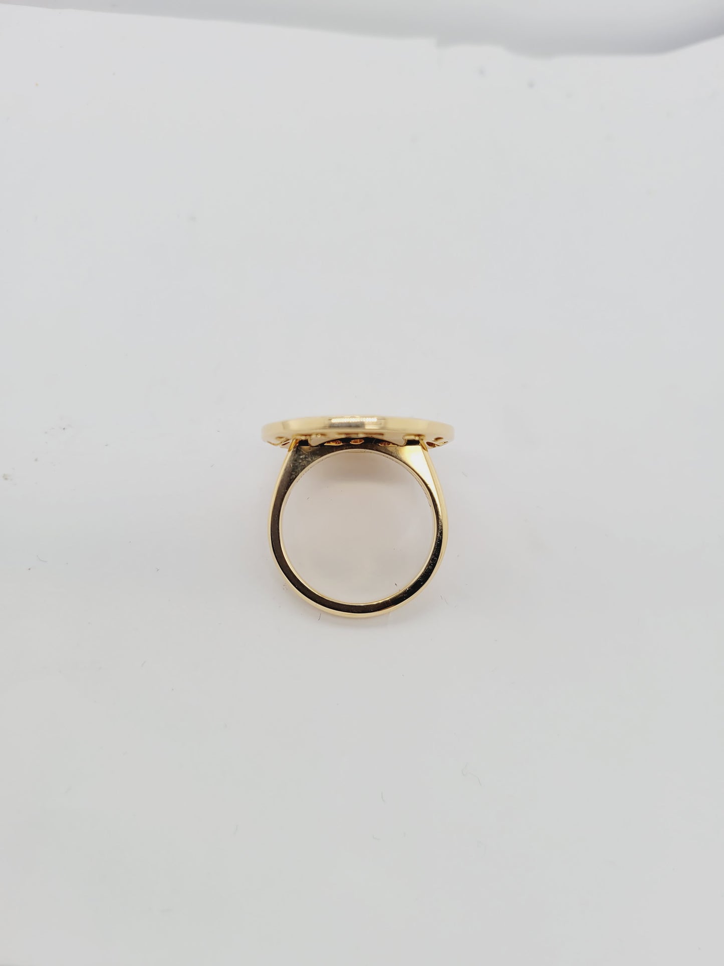 Cartier panther enamel 18ct gold ring
sku 8541