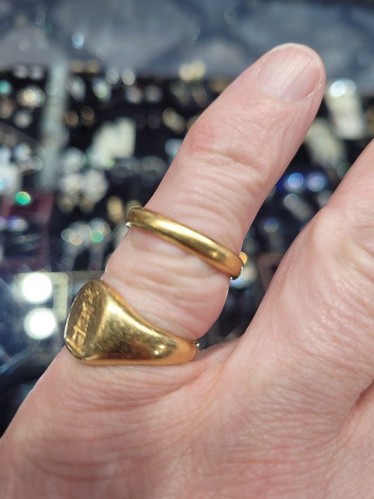 22ct gold ring