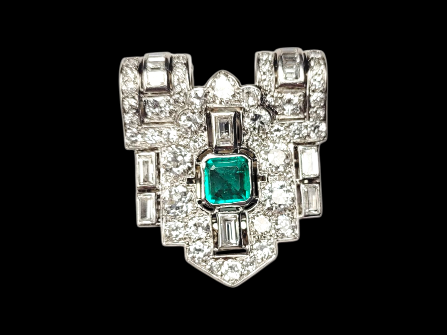 Art deco emerald and diamond clip
SKU: 8224