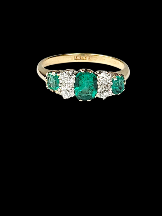 Antique emerald and diamond engagement ring
SKU: 8440