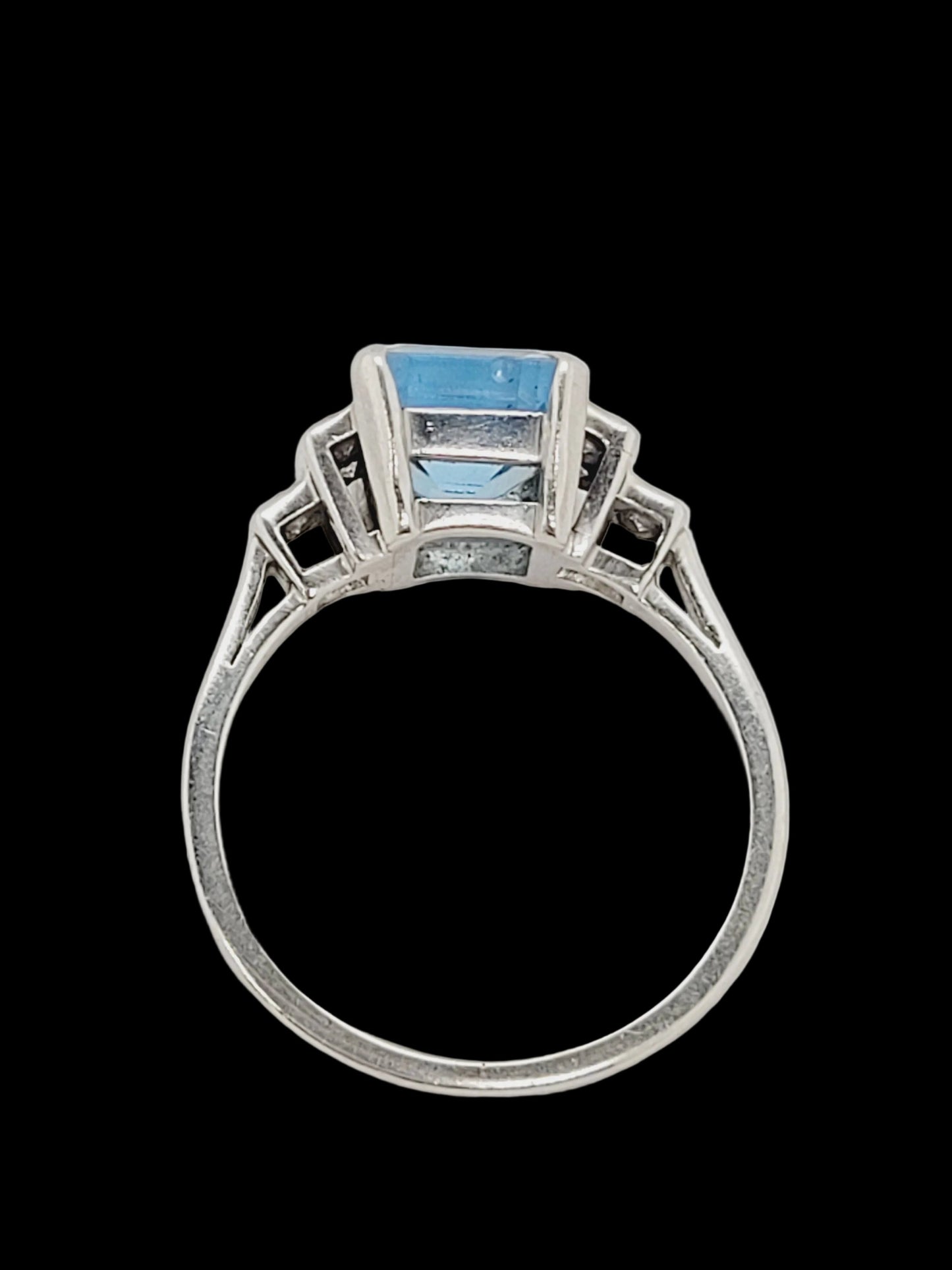 Aquamarine and diamond dress ring sku 8682
