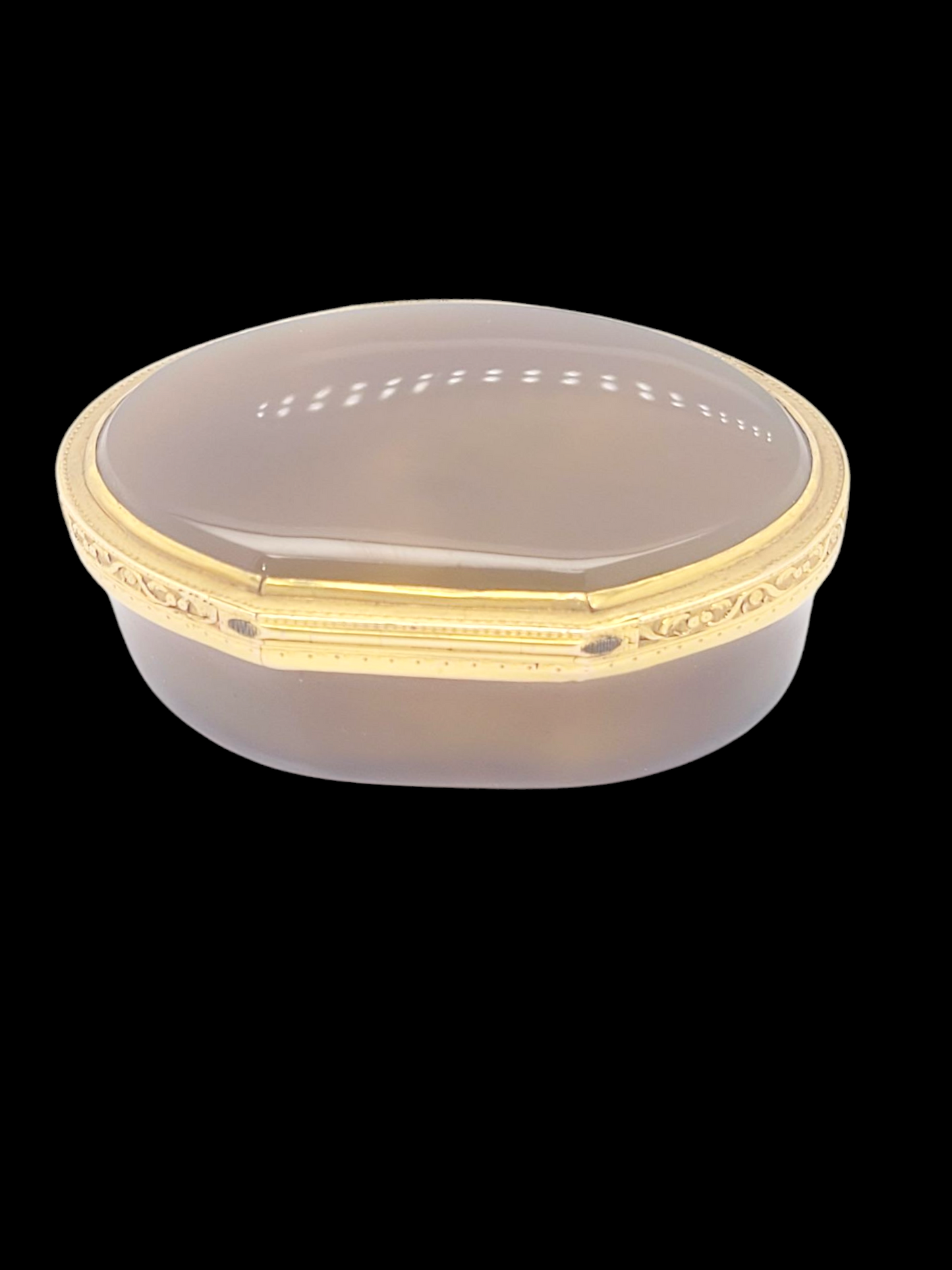 Georgian Agate cartouche gold mounted snuff box
SKU: 8006