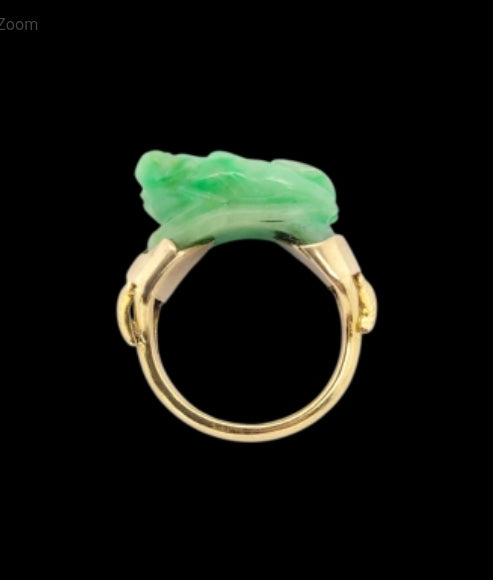 Antique jade and gold ring
SKU: 8329