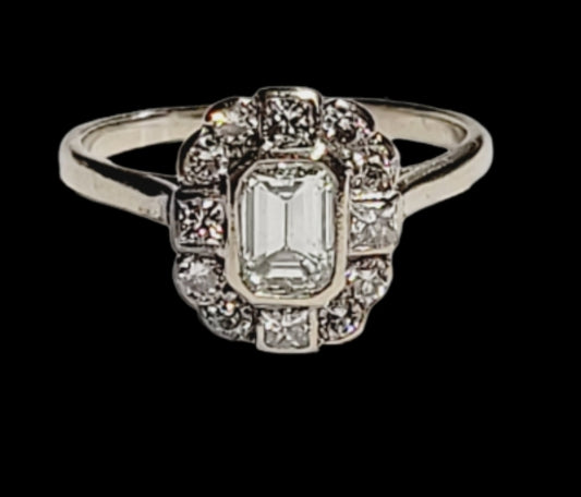 Art deco style diamond engagement ring
SKU: 5597