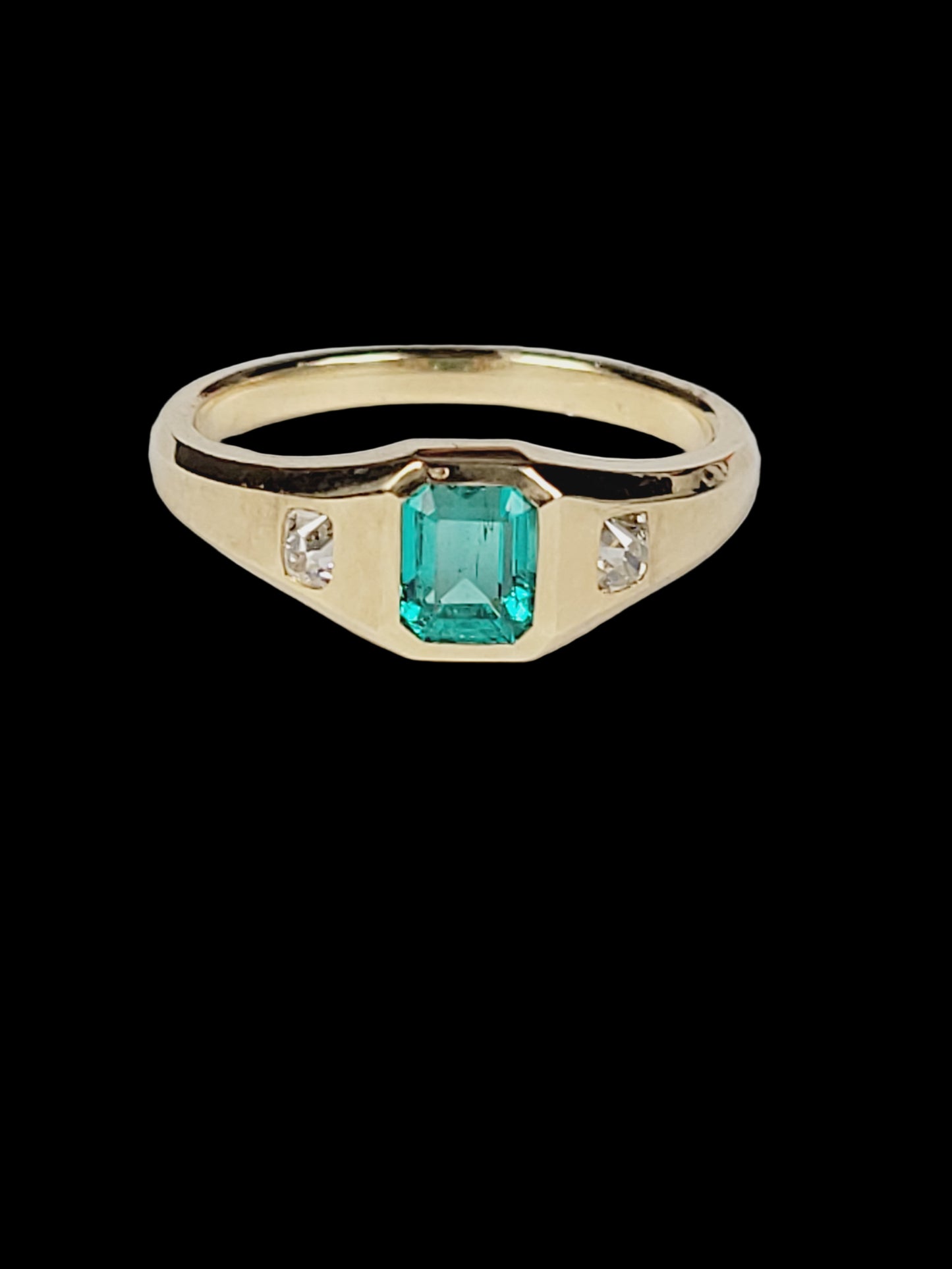 Rare emerald and diamond gypsy set ring
SKU: 8607