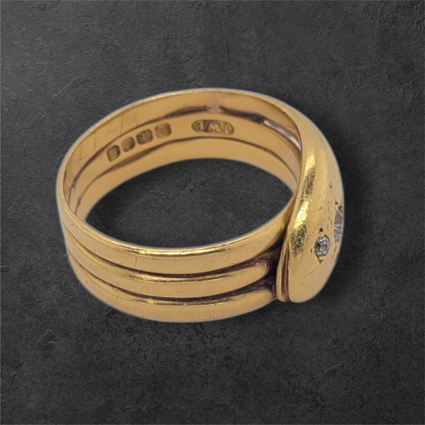 18ct gold snake ring
SKU: 8484