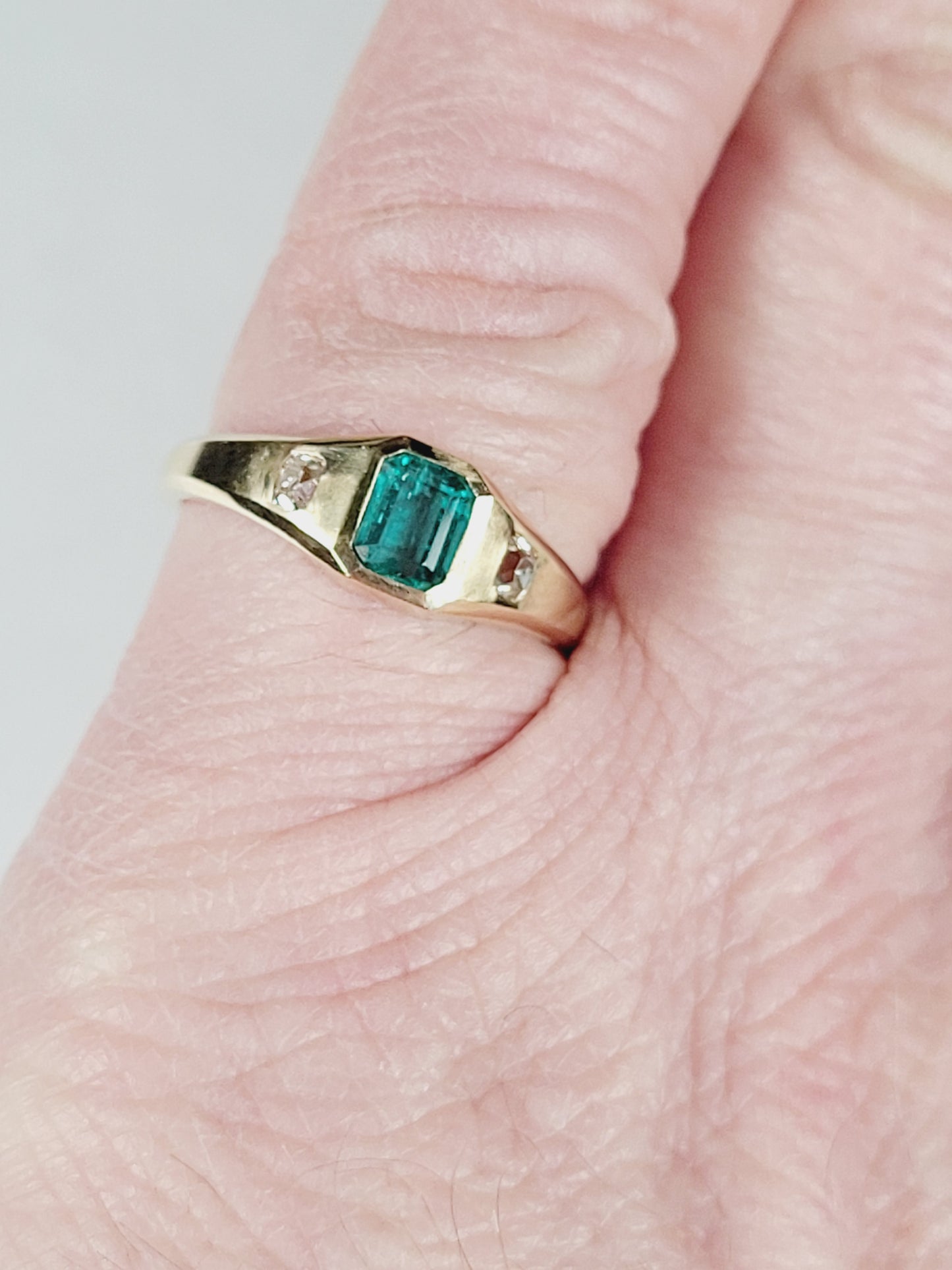 Rare emerald and diamond gypsy set ring
SKU: 8607