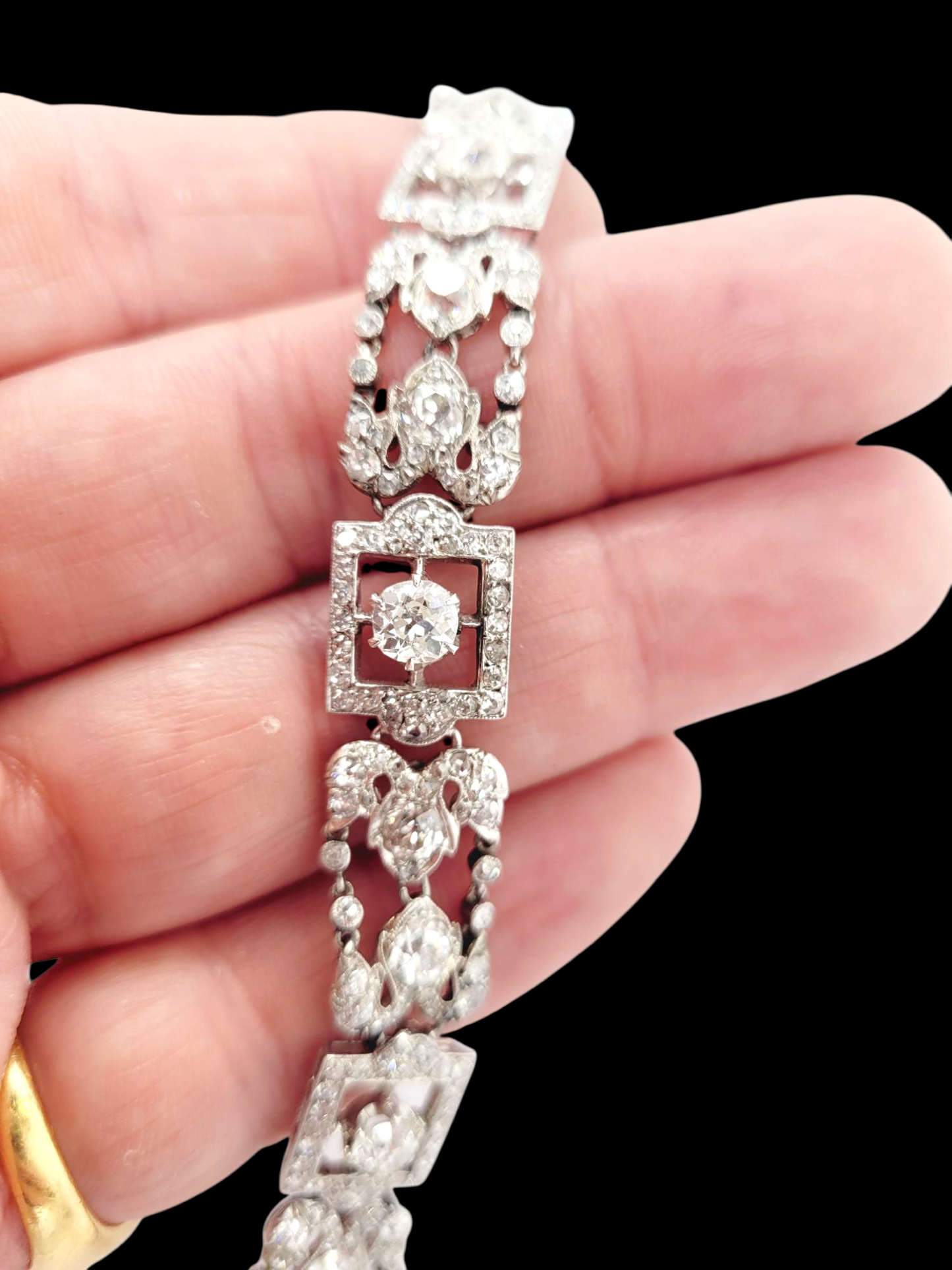 Edwardian old mine cut diamond bracelet
SKU: 8115