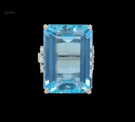 Vintage aquamarine and diamond dress ring
SKU: 8188