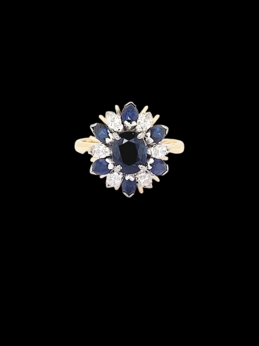 1960's Vintage sapphire and diamond cluster ring
SKU: 8077