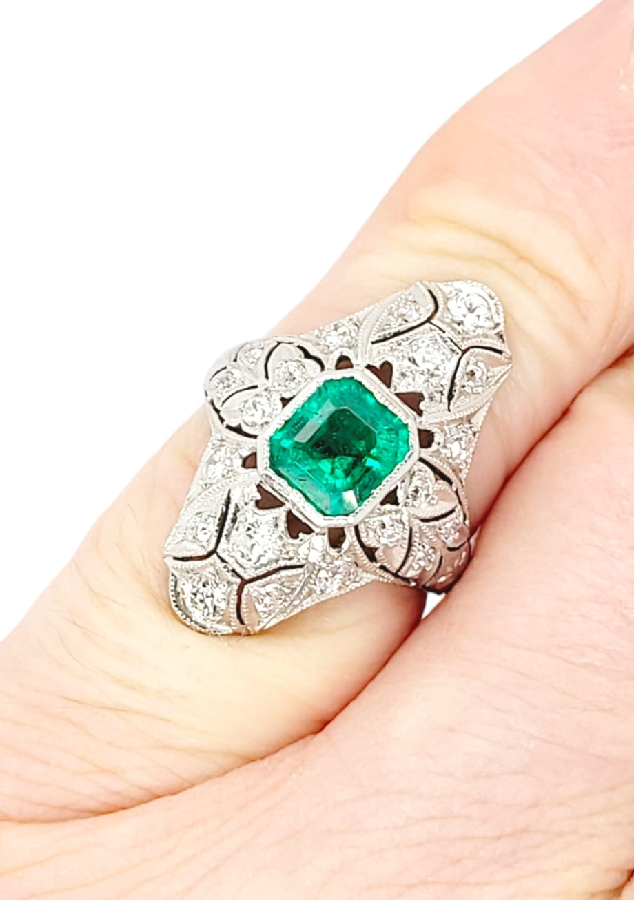 Fine Edwardian emerald and diamond dress ring
SKU: 6868