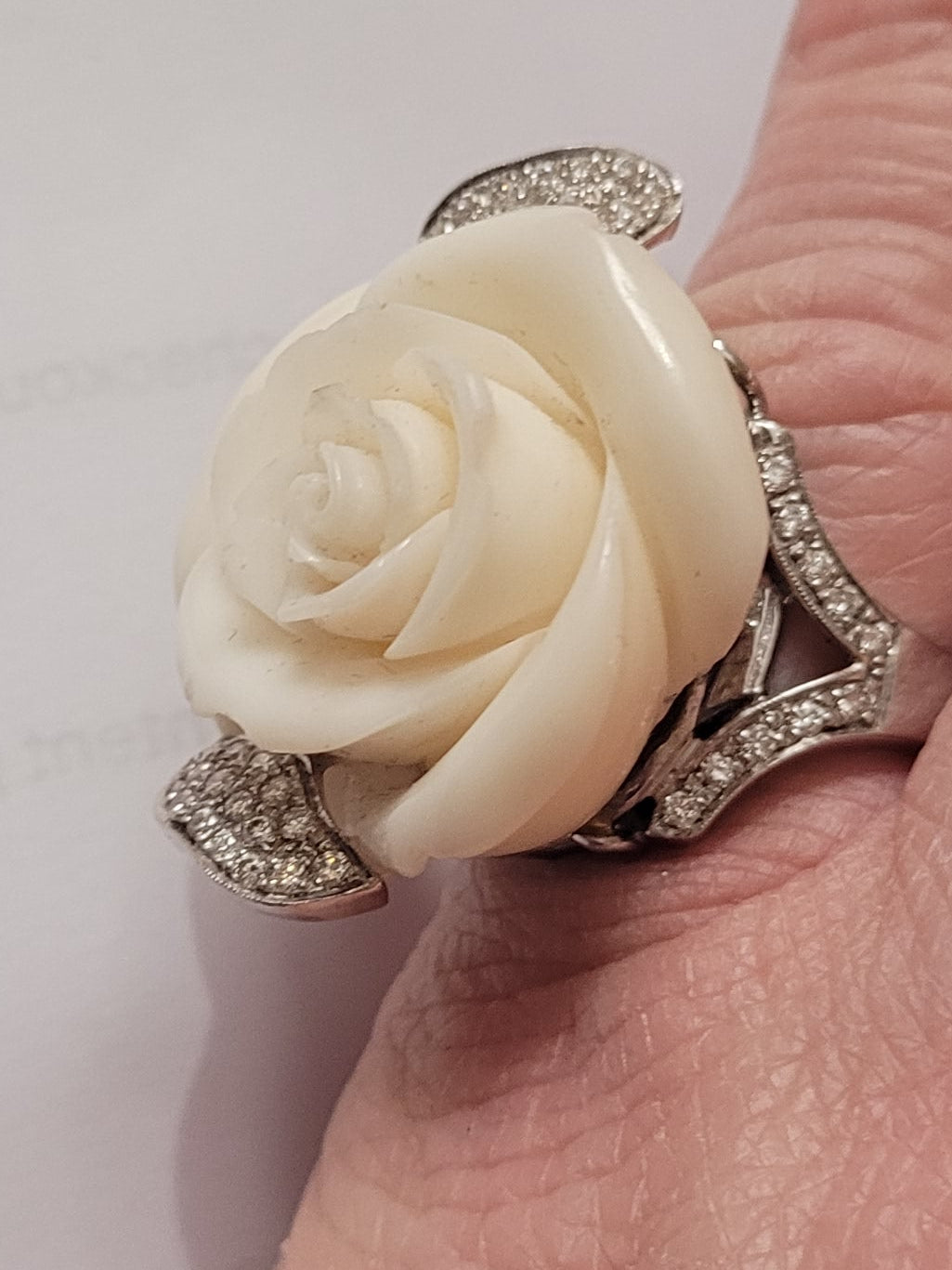 Diamond and Angel skin rose dress ring Sku 8732