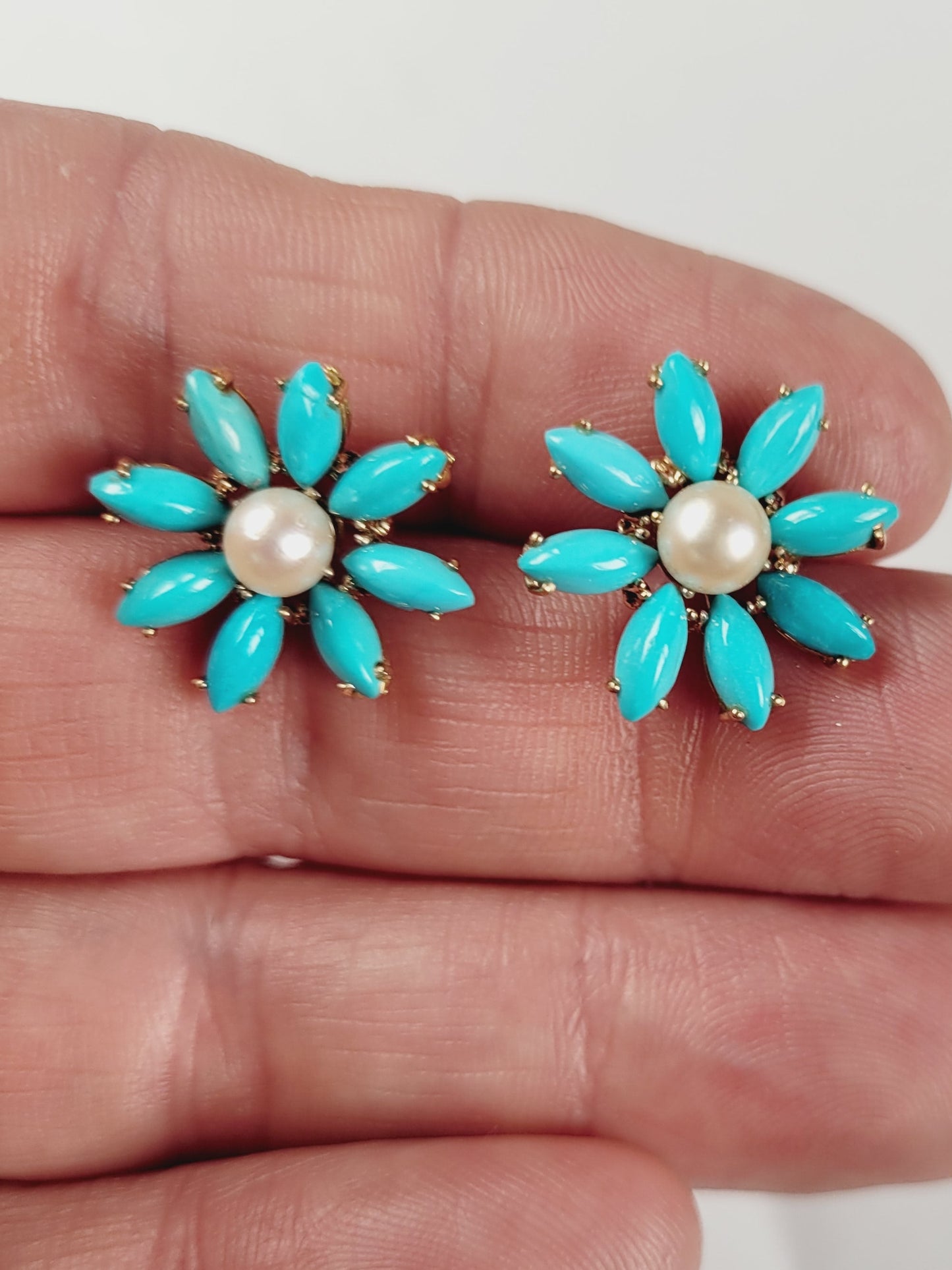 Vintage Turquoise and pearl daisy earrings sku 8908