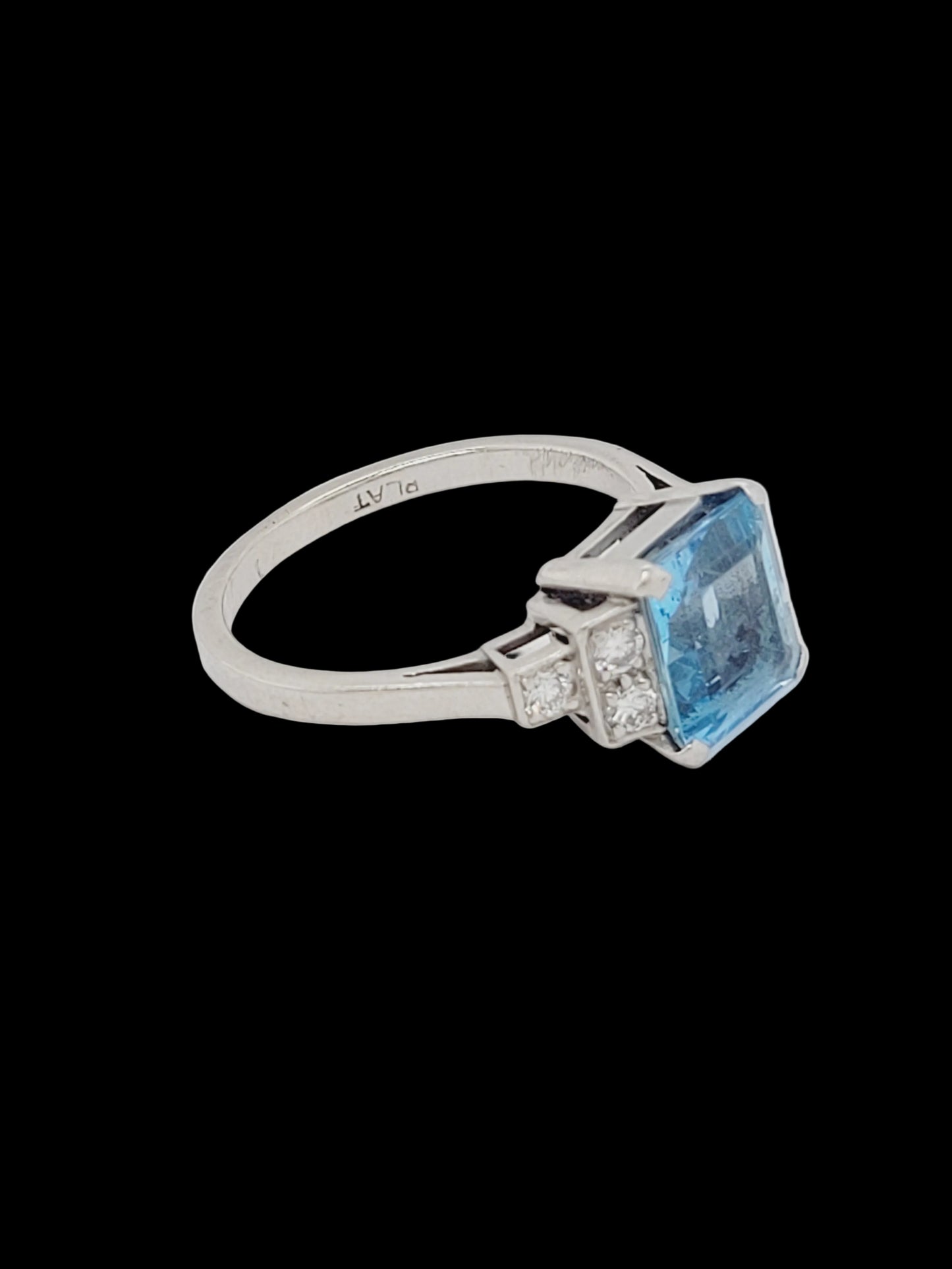 Aquamarine and diamond dress ring sku 8682