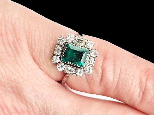 Emerald and diamond geometric engagement ring
SKU: 8055