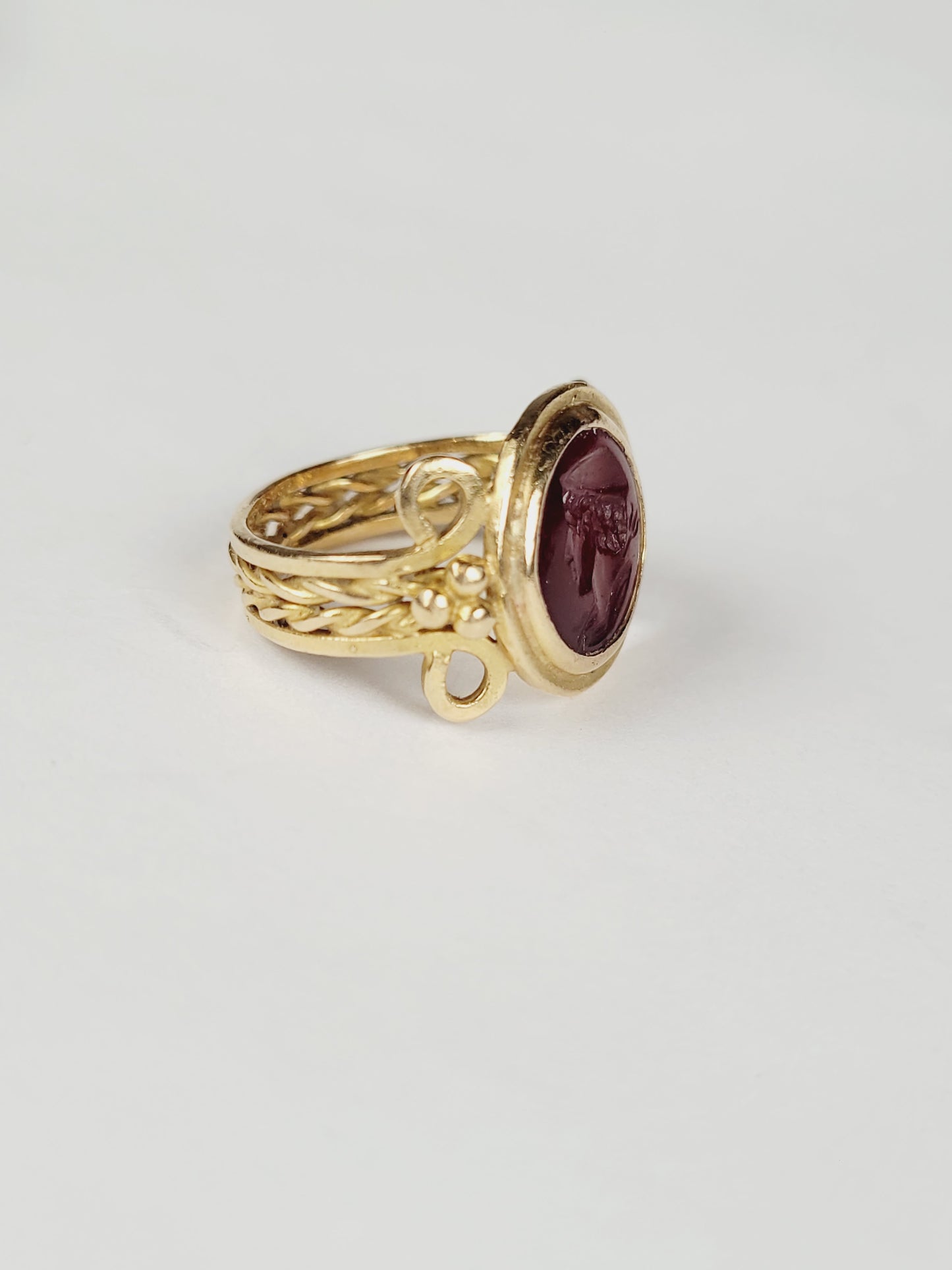 Ancient cornelian intaglio gold signet ring sku 8864