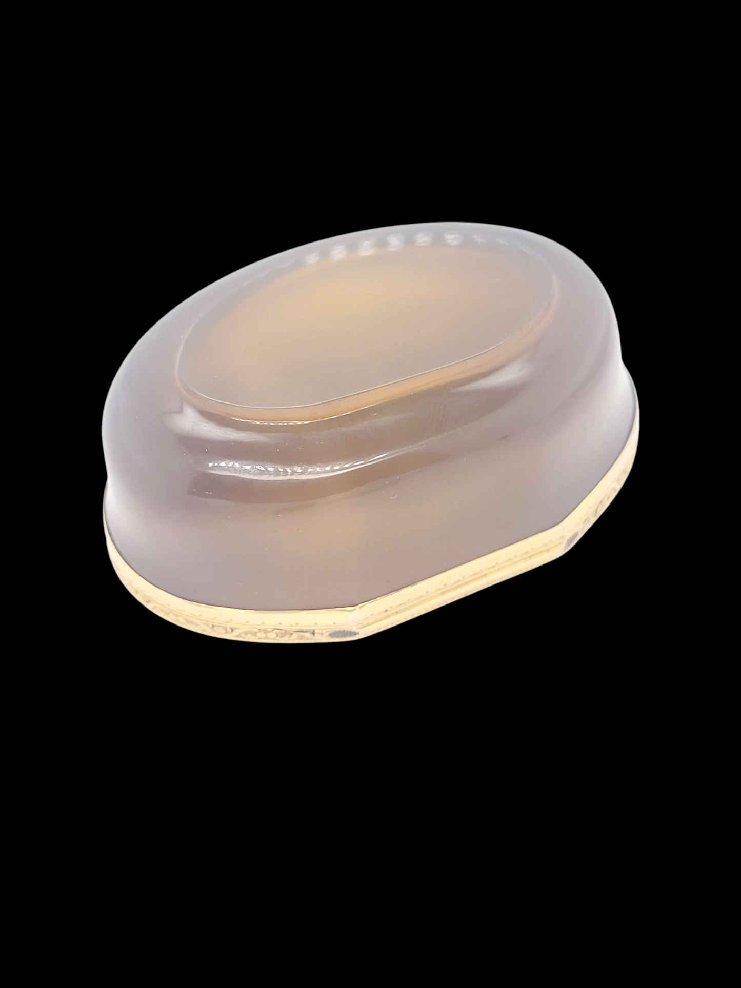 Georgian Agate cartouche gold mounted snuff box
SKU: 8006