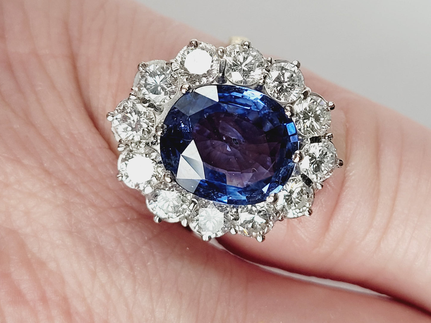 Cornflower blue sapphire and diamond cluster ring sku 9152