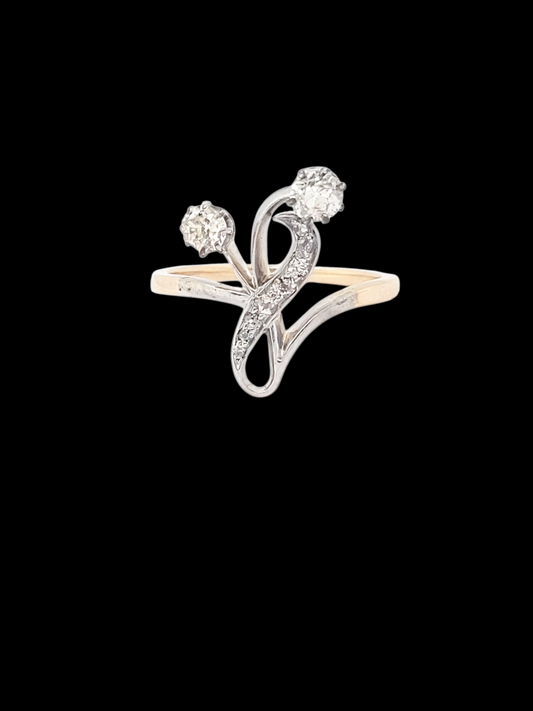 Art nouveau floral diamond ring
SKU: 8260