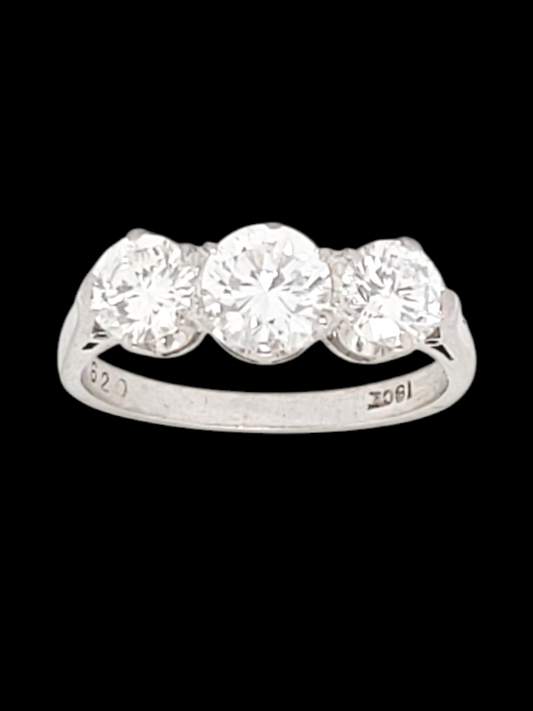 Trilogy diamond engagement ring
SKU: 8033