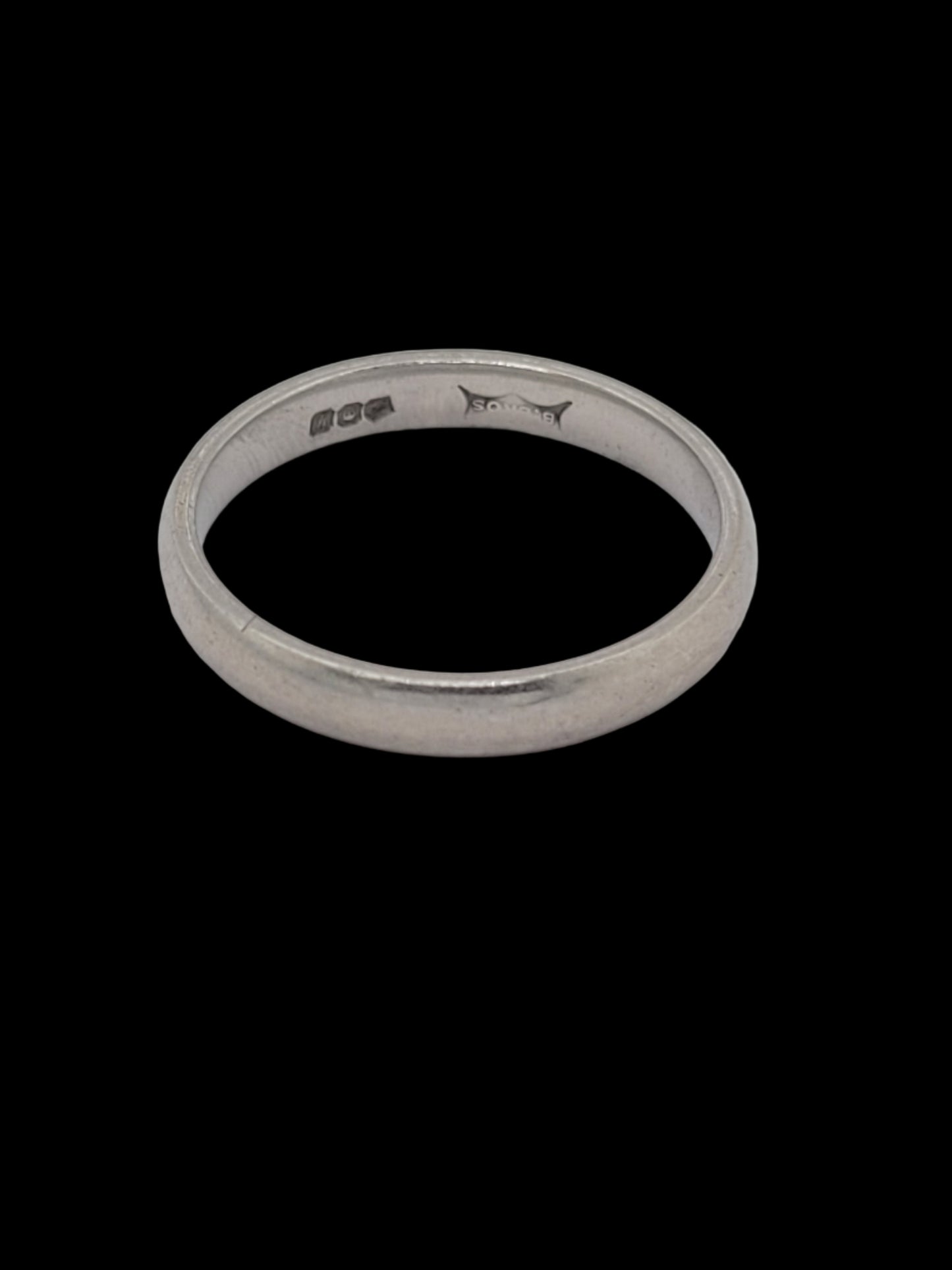 1920's platinum wedding band
sku 8538