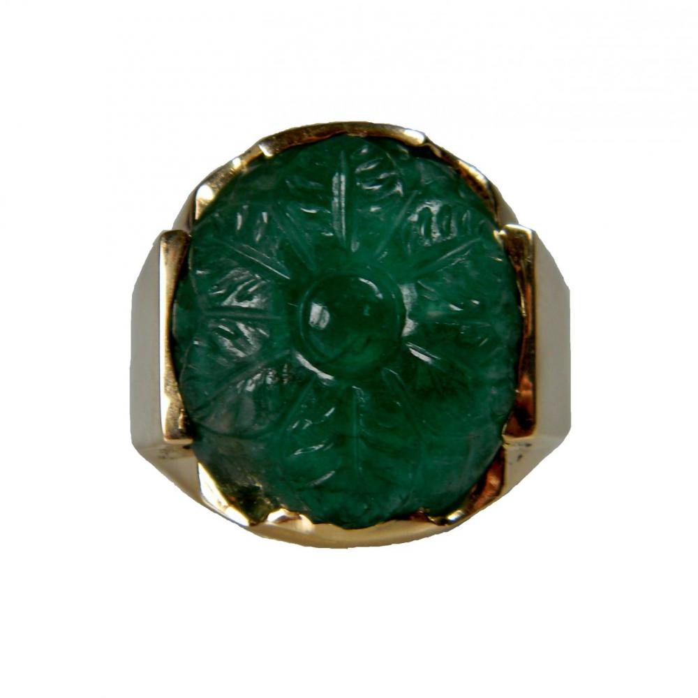 Carved hotsell emerald ring