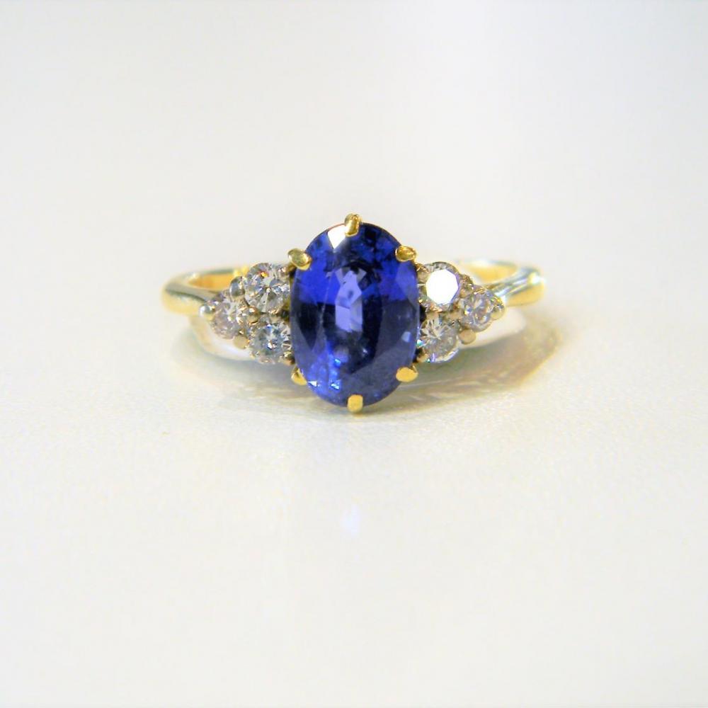 Cornflower Blue Sapphire and Diamond Ring | DB Gems